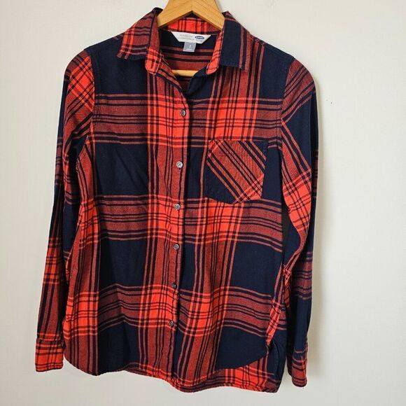 Old Navy Tops - EUC OLD NAVY PLAID THE CLASSIC SHIRT BUTTON DOWN SIZE SMALL WOMENS